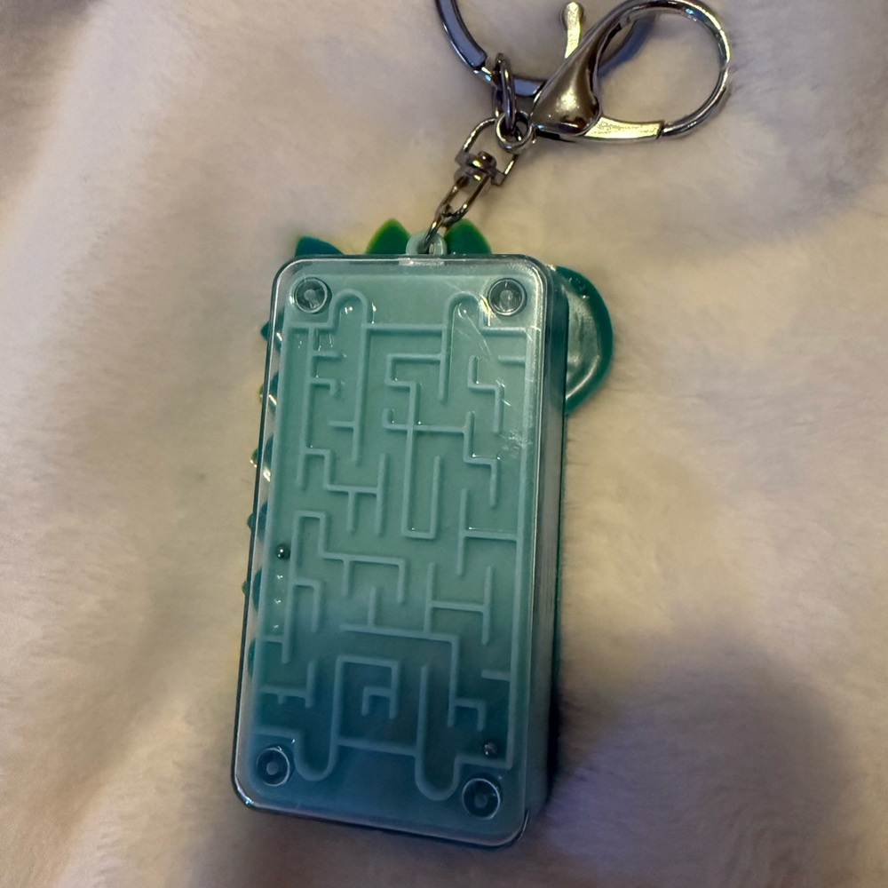 Dinosaur Keychain Calculator - Picture 5 of 5